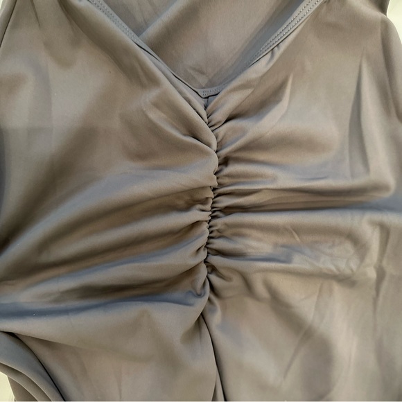 Trendy,  Backless Jumpsuit  Bodysuit with Flared Legs in Size Sm in Black - Picture 11 of 16